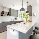 Villa Modern With Heated Pool & Bbq Next To The *