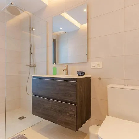 Modern With Heated Pool & Bbq Next To The וילה מארבלה