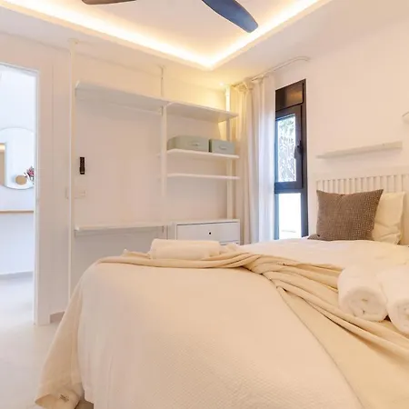 וילה Modern With Heated Pool & Bbq Next To The